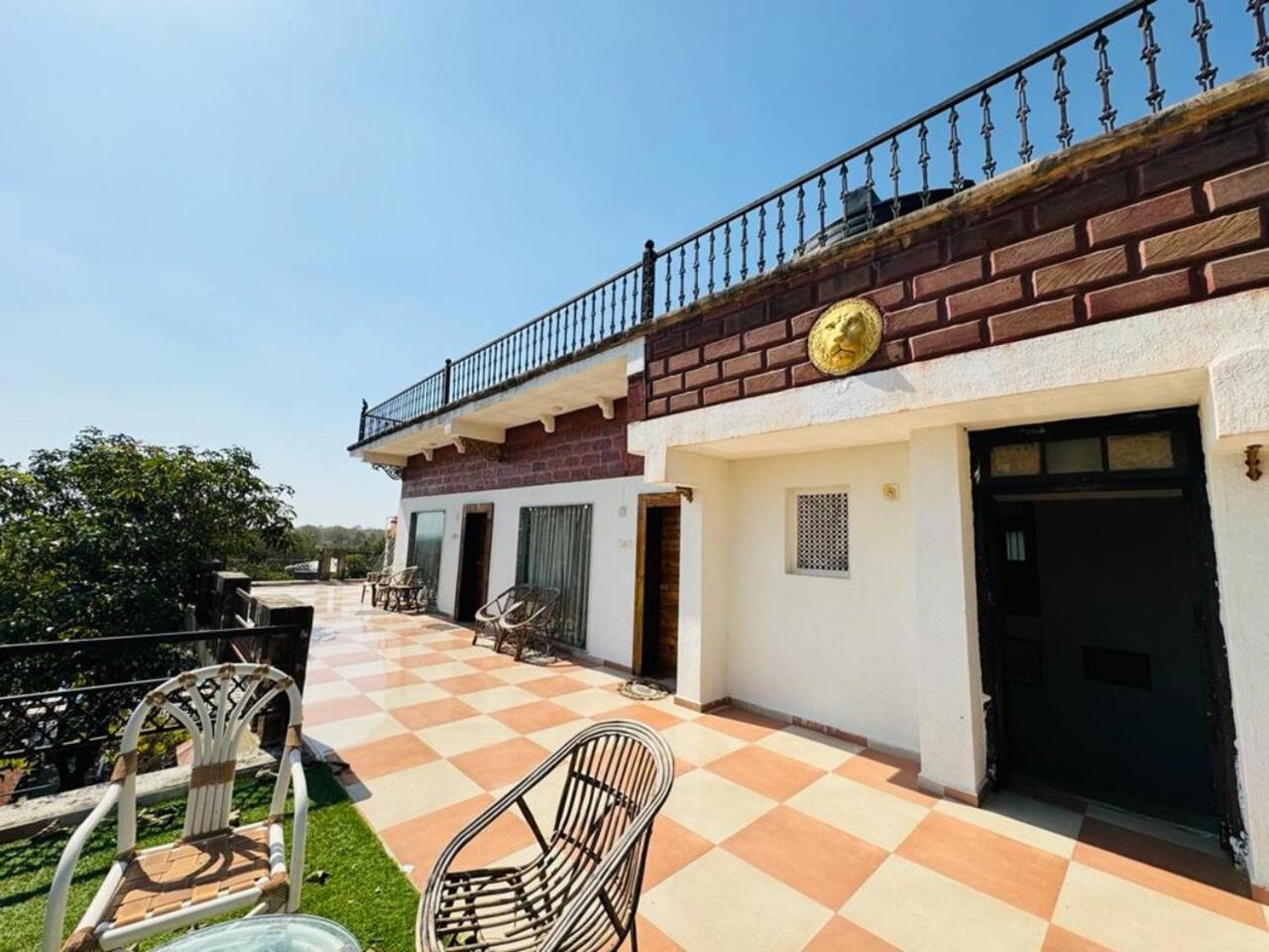 Gir Lions Paw Resort With Swimming Pool Sasan Gir Exteriör bild