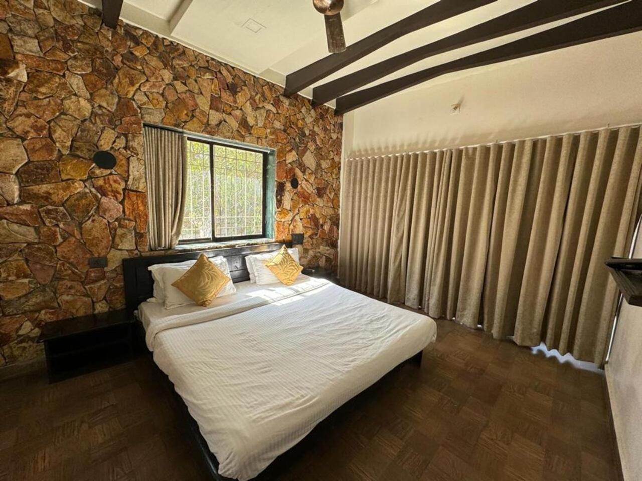 Gir Lions Paw Resort With Swimming Pool Sasan Gir Exteriör bild