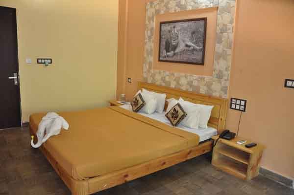 Gir Lions Paw Resort With Swimming Pool Sasan Gir Exteriör bild