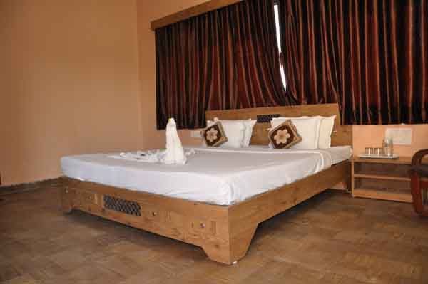 Gir Lions Paw Resort With Swimming Pool Sasan Gir Exteriör bild