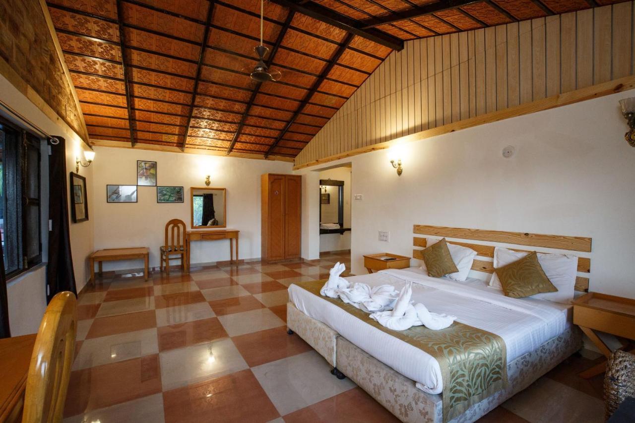 Gir Lions Paw Resort With Swimming Pool Sasan Gir Exteriör bild
