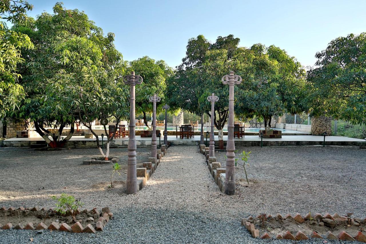 Gir Lions Paw Resort With Swimming Pool Sasan Gir Exteriör bild