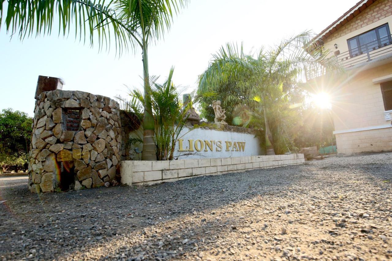 Gir Lions Paw Resort With Swimming Pool Sasan Gir Exteriör bild